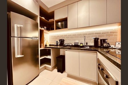 Studio para alugar com 44m², 1 quarto e 1 vaga Studio para alugar com 44m², 1 quarto e 1 vagaCozinha