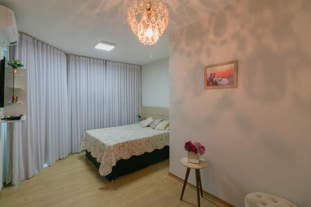 Casa à venda com 182m², 3 quartos e 2 vagasQuarto 3 Suite