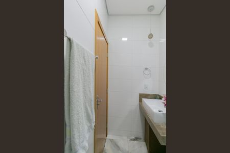 Casa à venda com 182m², 3 quartos e 2 vagasBanheiro Social