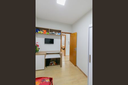 Casa à venda com 182m², 3 quartos e 2 vagasQuarto 2