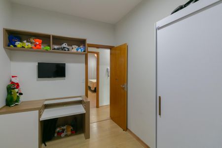Casa à venda com 182m², 3 quartos e 2 vagasQuarto 2