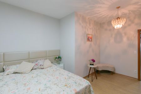 Casa à venda com 182m², 3 quartos e 2 vagasQuarto 3 Suite