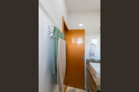 Casa à venda com 182m², 3 quartos e 2 vagasBanheiro Suite