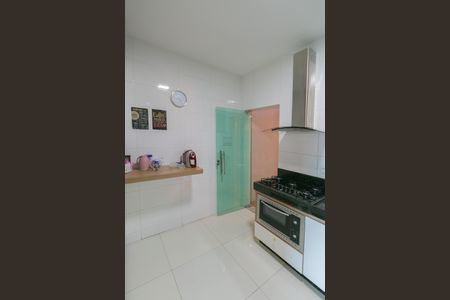 Casa à venda com 182m², 3 quartos e 2 vagasCozinha