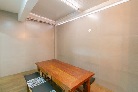 Casa à venda com 182m², 3 quartos e 2 vagasVaranda gourmet / Área de Serviço