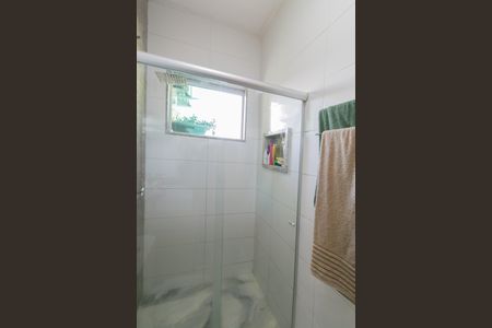 Casa à venda com 182m², 3 quartos e 2 vagasBanheiro Suite