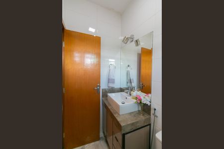 Casa à venda com 182m², 3 quartos e 2 vagasBanheiro Suite