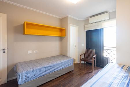 Apartamento à venda com 310m², 4 quartos e 5 vagasSuíte 2
