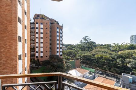 Apartamento à venda com 310m², 4 quartos e 5 vagasVaranda Suíte 4