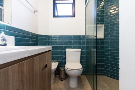 Apartamento à venda com 310m², 4 quartos e 5 vagasBanheiro Suíte 2