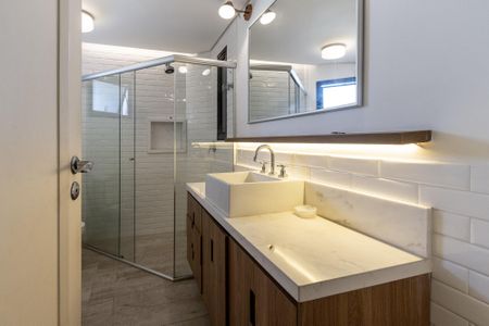 Apartamento à venda com 310m², 4 quartos e 5 vagasBanheiro Suíte 1