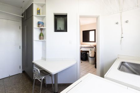 Apartamento à venda com 310m², 4 quartos e 5 vagasÁrea de Serviço