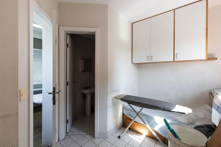 Apartamento à venda com 310m², 4 quartos e 5 vagasQuarto de Serviço