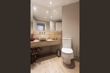 Apartamento à venda com 310m², 4 quartos e 5 vagasLavabo