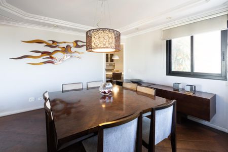 Apartamento à venda com 310m², 4 quartos e 5 vagasSala de Jantar