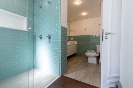 Apartamento à venda com 310m², 4 quartos e 5 vagasBanheiro Suíte 4