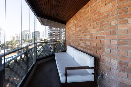 Apartamento à venda com 310m², 4 quartos e 5 vagasVaranda da Sala