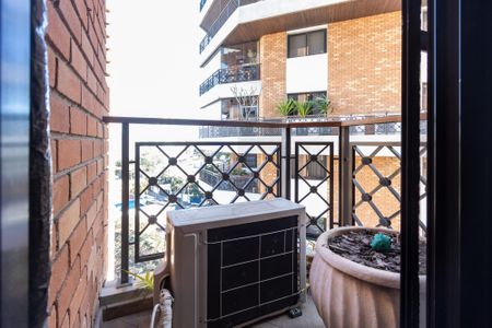 Apartamento à venda com 310m², 4 quartos e 5 vagasVaranda Suíte 3