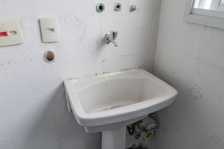 Apartamento à venda com 84m², 3 quartos e 2 vagas Apartamento à venda com 84m², 3 quartos e 2 vagasÁrea de Serviço