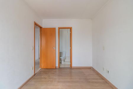 Apartamento à venda com 84m², 3 quartos e 2 vagas Apartamento à venda com 84m², 3 quartos e 2 vagasSuíte