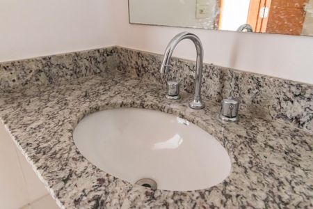 Apartamento à venda com 84m², 3 quartos e 2 vagas Apartamento à venda com 84m², 3 quartos e 2 vagasBanheiro