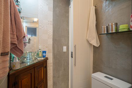 Apartamento à venda com 58m², 2 quartos e 1 vaga Apartamento à venda com 58m², 2 quartos e 1 vagaBanheiro da Suíte