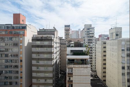 Apartamento à venda com 58m², 2 quartos e 1 vaga Apartamento à venda com 58m², 2 quartos e 1 vagaVista da Varanda da Sala