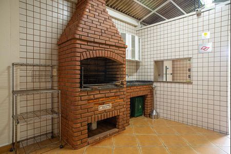 Apartamento à venda com 58m², 2 quartos e 1 vaga Apartamento à venda com 58m², 2 quartos e 1 vagaÁrea comum - Churrasqueira