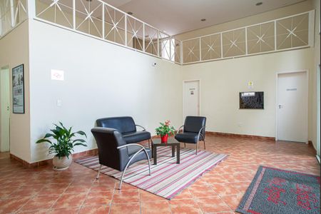 Apartamento à venda com 58m², 2 quartos e 1 vaga Apartamento à venda com 58m², 2 quartos e 1 vagaÁrea comum - Hall Social