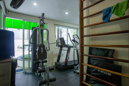 Apartamento à venda com 58m², 2 quartos e 1 vaga Apartamento à venda com 58m², 2 quartos e 1 vagaÁrea comum - Academia