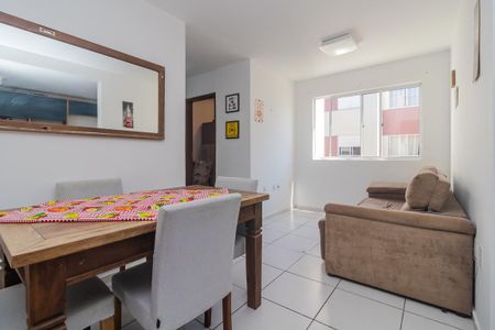 Sala de apartamento para alugar com 2 quartos, 51m² em Chapéu do Sol, Porto Alegre