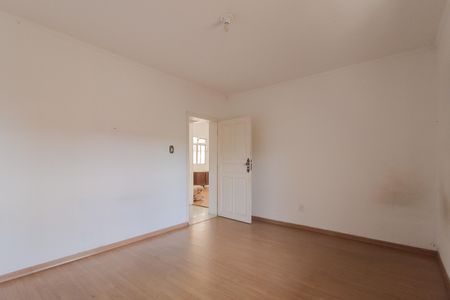 Casa para alugar com 320m², 3 quartos e 2 vagas Casa para alugar com 320m², 3 quartos e 2 vagasSuíte