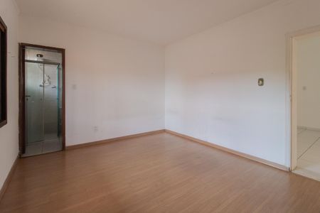Casa para alugar com 320m², 3 quartos e 2 vagas Casa para alugar com 320m², 3 quartos e 2 vagasSuíte