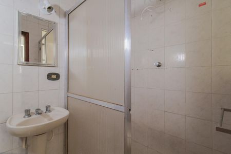 Casa para alugar com 320m², 3 quartos e 2 vagas Casa para alugar com 320m², 3 quartos e 2 vagasBanheiro Social