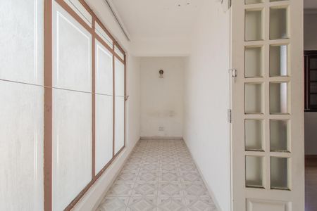 Casa para alugar com 320m², 3 quartos e 2 vagas Casa para alugar com 320m², 3 quartos e 2 vagasSacada