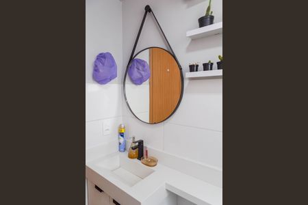 Apartamento à venda com 38m², 2 quartos e 1 vaga Apartamento à venda com 38m², 2 quartos e 1 vagaBanheiro