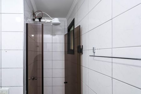 Apartamento à venda com 64m², 2 quartos e 2 vagas Apartamento à venda com 64m², 2 quartos e 2 vagasBanheiro Social