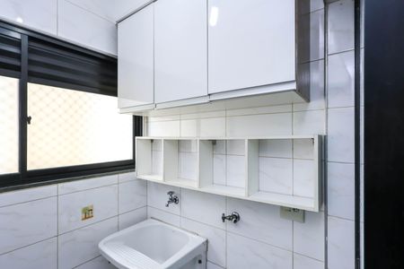 Apartamento à venda com 64m², 2 quartos e 2 vagas Apartamento à venda com 64m², 2 quartos e 2 vagasÁrea de Serviço