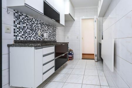 Apartamento à venda com 64m², 2 quartos e 2 vagas Apartamento à venda com 64m², 2 quartos e 2 vagasCozinha