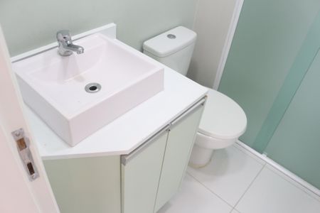 Apartamento à venda com 80m², 2 quartos e 2 vagasBanheiro Social