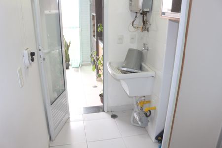 Apartamento à venda com 80m², 2 quartos e 2 vagasÁrea de Serviço