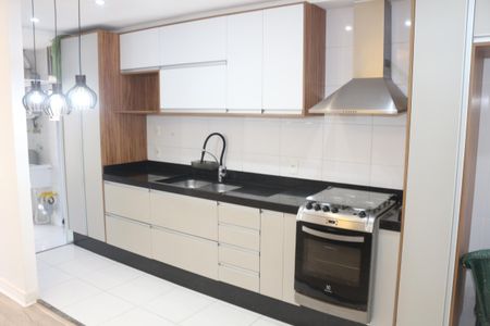 Apartamento à venda com 80m², 2 quartos e 2 vagasCozinha