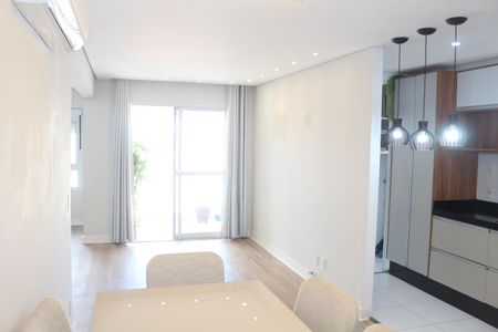 Sala de apartamento para alugar com 2 quartos, 80m² em Osvaldo Cruz, São Caetano do Sul