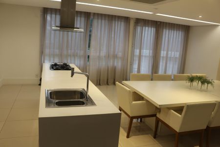 Apartamento à venda com 80m², 2 quartos e 2 vagasÁrea comum - Salão de festas