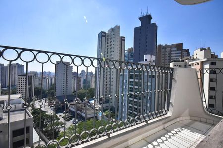 Apartamento para alugar com 204m², 3 quartos e 3 vagasVaranda