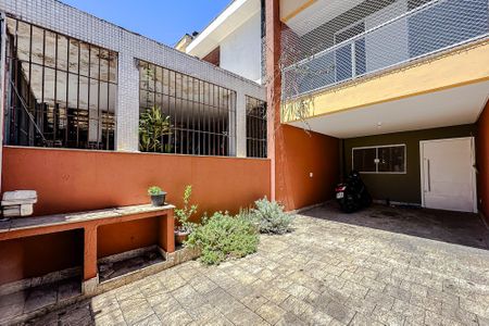 Casa para alugar com 170m², 3 quartos e 2 vagas Casa para alugar com 170m², 3 quartos e 2 vagasGaragem