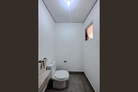 Casa para alugar com 170m², 3 quartos e 2 vagas Casa para alugar com 170m², 3 quartos e 2 vagasLavabo