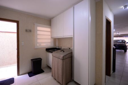 Casa à venda com 280m², 3 quartos e 3 vagas Casa à venda com 280m², 3 quartos e 3 vagasÁrea de Serviço