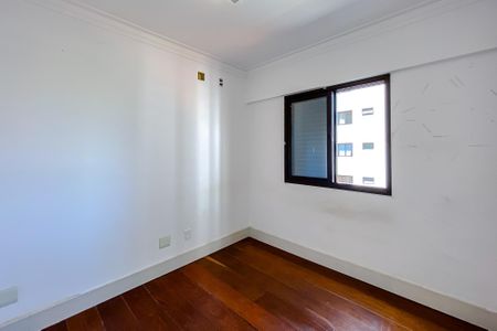 Apartamento para alugar com 83m², 3 quartos e 2 vagasQuarto 2