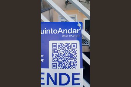 Casa à venda com 140m², 3 quartos e 2 vagas Casa à venda com 140m², 3 quartos e 2 vagasPlaquinha